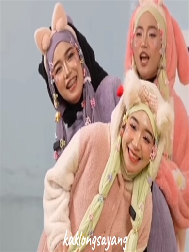 So Shomel... trio nih... @faekahar @Nanaaaa @s5yer_ kalau ada @bukanmiraaa lengkap geng SMUF.... #masukberanda #fyppppppppppppppppppppppp #aifaeqah #CapCut #aiteam