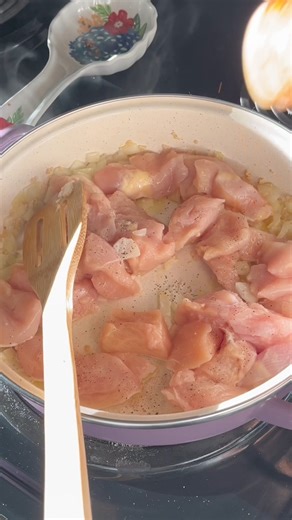 1.4K views · 12 reactions | Here's a quick and delicious recipe using PERDUE® FRESH CUTS® Diced Chicken. Conveniently pre-cut to make dinner easy!  Try it today!  https://bit.ly/3yHIhaL | Perdue Farms | Facebook