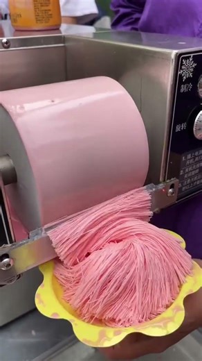 The Smoothest Shaved Ice You'll Ever See!