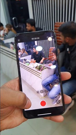 Apple iPhone 11 Pro Max Camera Shaking Video Test