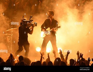 Shawn Mendes performs during the 2024 MTV Video Music Awards at UBS Arena on September 11, 2024 in Elmont, New York. Photo: Credit: Smith/ImageSpace/MediaPunch Stock Photo - Alamy