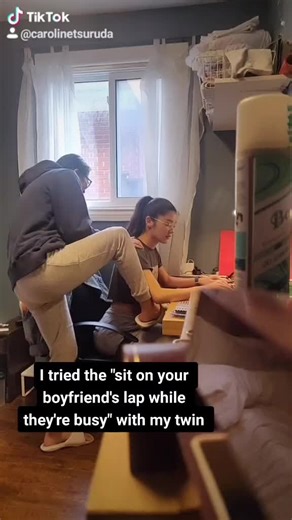 Twin Sisters' Adorable Lap Sitting Challenge