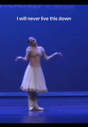 Replying to @liamvincenthutt @RubiaWear sponsor me #legwarmers #balletcore #ballettok #yagp #OOTD