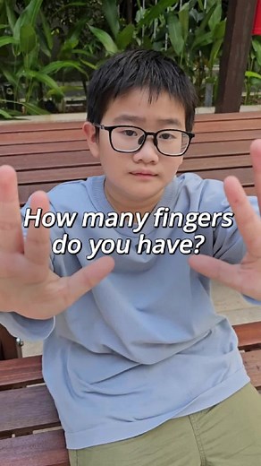 How Many Fingers Do You Have? 11 Fingers?! Quiz and Finger Trick