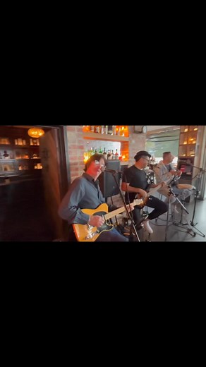 Mark Divola & Friends | Good Vibes