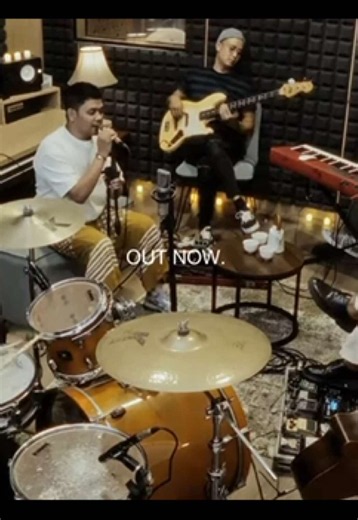 Indah Berduri - Live Studio Session LYLA (Full Version)
