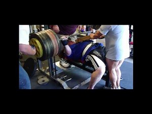 Stan Efferding 585 Raw Bench and more from Super Training
