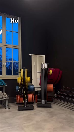 🌟 Lerne, wie du einen Spagat perfektionierst! 🌟 Hey Fitness-Fans! 💪✨, In unserem neuesten Video zeigt euch die talentierte Angie eine einfache Schritt für Schritt Anleitung, wie ihr einen Spagat erlernen könnt! 🧘‍♀️🔥 Schaut rein und entdeckt die besten Tipps und Tricks, um geschmeidig und flexibel zu werden! 🤸‍♀️💖 📹 Jetzt ansehen und mitmachen! 👉 Tagge uns und teile deine Fortschritte! #Spagat #EasyfitnessRegensburg #FitnessMotivation #Flexibilität | EASYFITNESS.club Regensburg