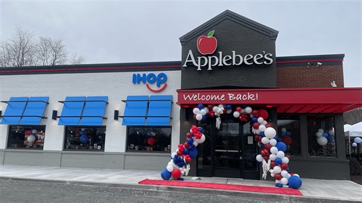 Doherty Enterprises opens the first dual-branded Applebee’s/IHOP restaurant east of the Mississippi in Hawthorne, N.Y.