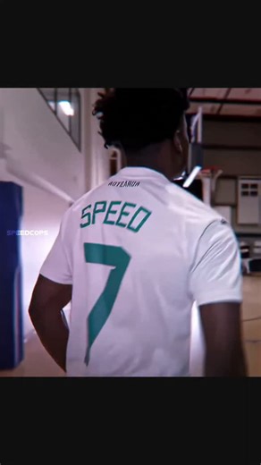 Speed Cops on Instagram: "IShowSpeed (real name Darren Jason Watkins Jr.) is a very popular American YouTuber, streamer, and internet personality. Here’s a quick breakdown about him: 👤 Basic Info Born: January 21, 2005 (age 20 in 2025) From: Cincinnati, Ohio, USA Known as: “IShowSpeed” or just “Speed” Platforms: YouTube (main), also active on TikTok, Instagram, and Twitch (before getting banned) 🎥 Career & Fame He became famous in 2020–2021 for his funny, loud, and energetic livestreams. He st