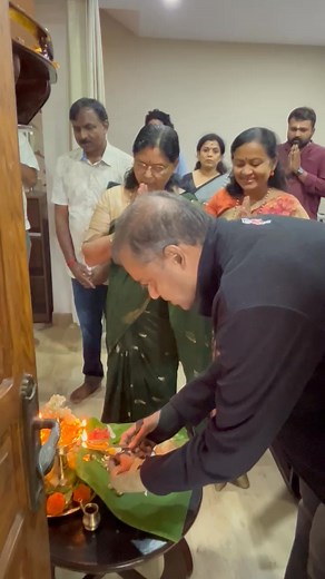 34K views · 3K reactions | India Live സ്റ്റുഡിയോ ഉദ്ഘാടനം VHP ഓർഗനൈസിങ്ങ് സെക്രട്ടറി കണ്ണേട്ടൻ ഭദ്രദീപം കൊളുത്തുന്നു. ഒപ്പം കെവിൻ പീറ്ററും CASA | India Live | Facebook