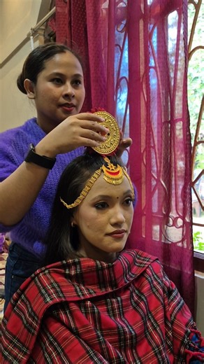 Shikha Gogoii on Instagram: "Beautiful Limbo Bride Roji 🥰 যিকোনো ধৰণৰ মেকাপৰ বাবে তলত দিয়া নম্বৰত যোগাযোগ কৰিব +916001167255 #limbubride #limbobride #nepaliwedding #makeupartist #makeuplover #makeupdonebyme #mymakeupwork #makeup"