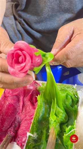 Beautiful Traditional Thai Candy Art! 🌹✨ Watch This Rose being sculpted. Ready to try? 😋👇