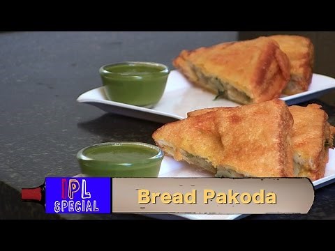 Bread Pakoda by Toral