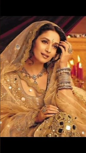 humpe yeh kisne Hara rang dala song devdas movie #madhuri #trending