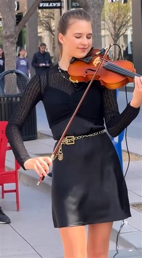 Karolina Protsenko: A Violin Sensation