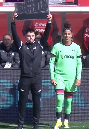 Amanda Gutierres Joins Boston Legacy as 2025 Ballon d’Or Nominee