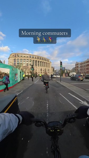 Cycling in London: A Commuter's Journey