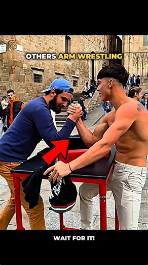 Normal Arm Wrestling VS King of Arm Wrestling 💀