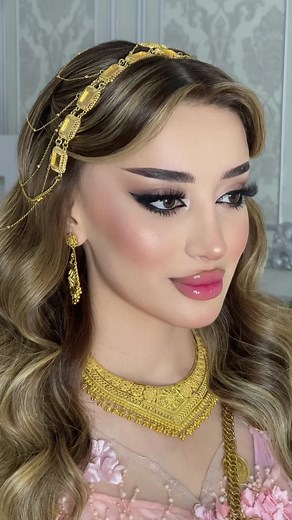makeup.by.hella على TikTok
