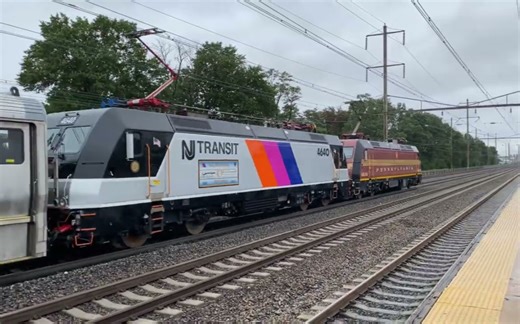 [4K 60FPS]周末林登站的美铁和NJT列车(2023年9月30日)