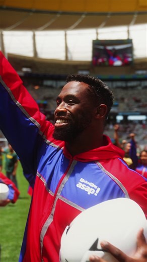 It’s not your imagination! 👀 Pick n Pay asap! drivers took over the field at the Cape Town SVNS and absolutely smashed it alongside some of our faves - and of course, our Springboks captain, the one and only Siya Kolisi 🏆🇿🇦 #PnP #Sevens #SupporterOfSupporters HSBC SVNS Cape Town Blitzboks Street Stylers Blake the Champ | Pick n Pay