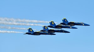 Blue Angels will soar above Jacksonville Beach air show. Here's what you need to know