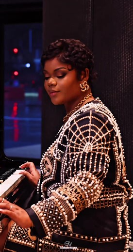 Cameraman 🎥@GERMAIN VISUALS 📽️ le meilleur de Paris✨#model #fashion #mwnacongo🇨🇩🇨🇩🇨🇩 #🇨🇩🇨🇩🇨🇩🇨🇩🇨🇩✌️✌️mbokaelengi #bellabarnett @Bella Barnett @LA KATANGAISE @Djodjo ba fière est la🙌🏾🇨🇩 @Christiane 6fois maman @nelitoustarnzumba