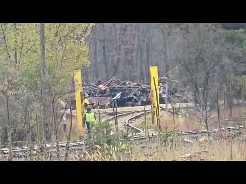 Dropping Gondolas To Alter Metal & Picking Out Full Ones Plus A Railfan From Ohio! #trains #railroad