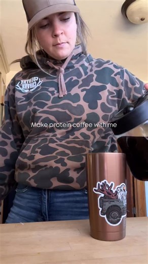 23g of protein and tastes better than Starbucks 🤘 @1stphorm level-1 is what I add in my coffee every morning. My go to flavor right now is pumpkin spice latte. I use it because it’s a high quality protein that doesn’t upset my stomach and is slow digesting so helps keep me fuller longer… oh ya and it doesn’t taste like shit. If you have any questions shoot me a dm or grab yours with the link in my bio 🇺🇸☕️ . . #iam1stphorm #1stphormoutdoors #proteincoffee | Jessica Crane