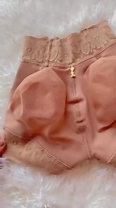 1.3M views · 4.4K reactions | 殺¡Ya están aquí las rebajas del Black Friday! 笠 15% OFF ON ORDERS OF $59 Code：FM15 20% OFF ON ORDERS OF $159 Code：FM20 25% OFF ON ORDERS OF $259 Code：FM25  Envíos a todo el mundo. No te lo pierdas, ¡compra ahora!  | Curvy-faja | Facebook