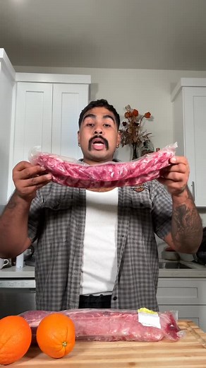 Recipe ⤵️ The juiciest oven baked ribs you’ve ever had 🍖 Ingredients: - 1 rack baby back ribs - 1 liter @pepsi - 1-2 oranges - 1 tbsp salt - 1/4 c whiskey (optional) @pendletonwhisky - 6-7 peppercorn - 2-3 bay leaves - aluminum foil - 1 c bbq rub (i used @kindersflavors ) - 1/4 c brown sugar - Bbq sauce Directions: 1. Using a paper towel grab one side of the silver skin/membrane on the back of the ribs, and pull it off. 2. Add your rack to a large container. Add your Pepsi, salt, peppercorn, ba