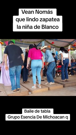 Baile Tradicional de Tabla en Michoacán