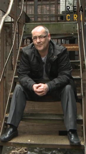 42K views · 289 reactions | Joe Steele's father, known in Glasgow and associated with London gangs, visited the Krays. Police arrested him, claiming he had a gun, which he denied. People thought he was intimidating witnesses during the Krays' murder trial, but he was just visiting. #Glasgow #Krays #Crime #LondonGangs #Framed | Real Crime | Facebook