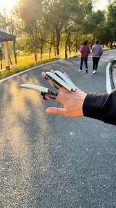 2.9M views · 9.2K reactions | Unleash your inner superhero with this epic Wolverine claw toy!  Perfect for fans of the iconic X-Men hero, these claws are a fun way to bring out the wild side in any playtime or cosplay. Ready to slash through the day? 隸‍♂️ #WolverineClaw #SuperheroToy #XMenFans #UnleashTheBeast | EngineKit | Facebook