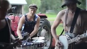 Dalla Finlandia, Steve'n'Seagulls in “Thunderstruck” degli AC/DC ( Entra nella Community più grande d’Italia di chi Fa, Segue e Organizza Musica dal Vivo www.soundflower.it/community e seguici anche su Instagram 👉 www.instagram.com/soundflower_it ) | Soundflower.it