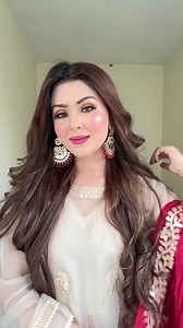 Amrij Cosmetics X Alishba Haider Product details Hydrating primer @amrijcosmetics Foundation @amrijcosmetics High coverage concealer @amrijcosmetics Blush @amrijcosmetics Sleek pigment @amrijcosmetics Halo glitter highlighter @amrijcosmetics Lip liner @amrijcosmetics Lipstick @amrijcosmetics Available to shop in store and online: https://amrij.pk/ #MakeupForWomenOnTheGo #AmrijCosmetics | Amrij Cosmetics