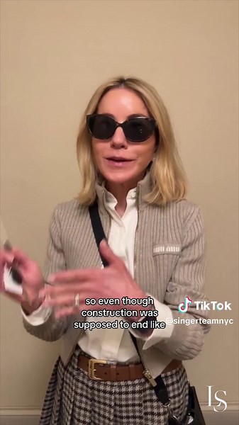 l am back at my son's apartment with some exciting updates to share! As I mentioned in my previous updates, we recently removed the kitchen cabinets to repaint them the original intended finish. The addition of under cabinet lights adds a touch of elegance in the kitchen and the bottle cap lighting installed on the ceiling is like the crowning jewel of the home. I cannot wait to show you how it adds a unique charm to the space. #Manhattanrealestate #manhattan #realtor #nyrealestate #nycapartment