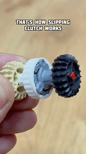 That’s How Slipping Clutch Works #clutch #slippingclutch #lego #technic #legotechnic #mechanical #diy #mechanism #mechanicalengineering #legofan #engineering #experiment #asmr #satisfying #legomechanism | Bricks Master Builders