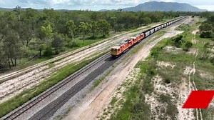 Two coal trains narrowly avoided colliding head on last week, after one of the trains passed a red stop signal on lines west of Mackay. An investigation is now underway to determine how the incident happened. 7NEWS at 6pm. More local news: 7news.com.au/news/mackay-whitsundays #7NEWS | 7NEWS Mackay