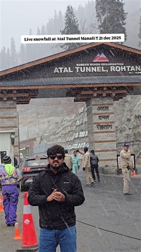 Yogesh on Instagram: "Live snowfall at Ataltunnel Manali 8628957824 Manali tour package #snowfall #snow #today #manali"
