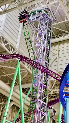 America’s largest indoor theme park, Nickelodeon Universe at @americandream_official! #nickelodeonuniverse #americandream #beastburger #themepark #rollercoaster #ride #travel