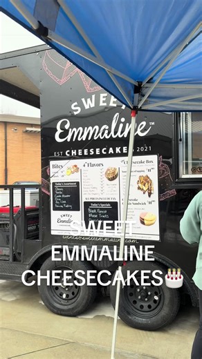 mine and @Tamara🍄’s first time trying @Sweet Emmaline ‘s Cheesecakes 😋😋😋