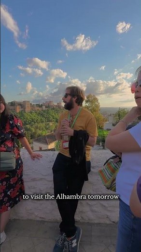 Tour Guide Reveals Secret to Last-Minute Alhambra Tickets