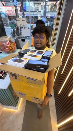 Explorer Walks Madurai | Jeya Prasanna on Instagram: "Iphone Wholesale Offer🔥📲 Location : Tamizha Mobiles Simmakkal Madurai [ madurai iphone wholesale offer, simmakal iphone sale, iphone 11 price madurai, iphone 13 cheap price madurai, iphone 15 offer madurai, iphone 15 pro max deal madurai, tamizha mobile simmakal, madurai used iphone sale, madurai mobile shop offers, iphone accessories free madurai ] #MaduraiiPhone #Simmakal #iPhoneDealMadurai #TamizhaMobile #MaduraiOffers Disclaimer‼️: Paid
