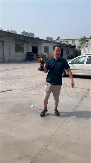 Handheld lithium battery electric coding machine, suitable for car chassis engraving! If you are interested, please leave me a message, welcome to participate in our interaction! #foryou #viral #dotpeenmarking #vincodingmachine #pneumaticcodingmachine #codingmachine