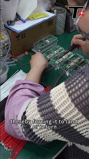 The UAV jamming module can emit high-intensity jamming signals #factory #dji #drone #signal