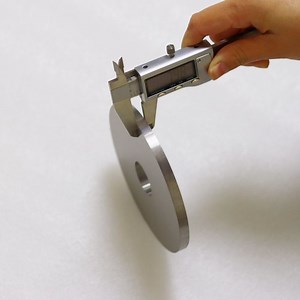 [Hot Item] China Factory Customized Round Blades Tungsten Carbide Cutting Knife Tungsten Round Cutting Tool for Machine Manufacturing