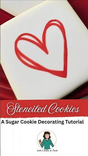 Royal Icing + Stencils = Sugar Cookie Love ❤️
