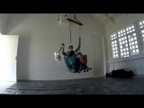 Mise en pratique du parachute de secours et pliage